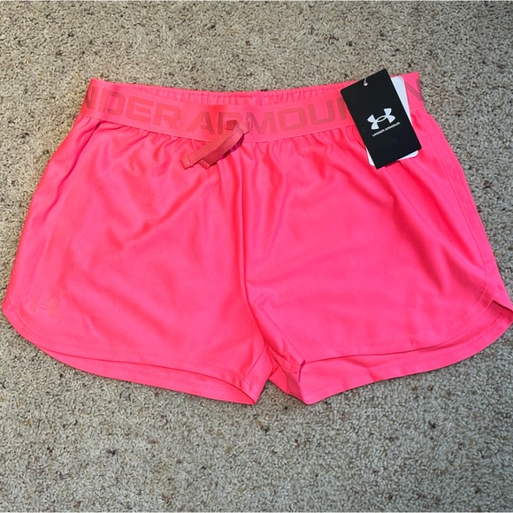 Under Armour Other - NEW Under Armour Girls Playup Solid Short - Pink